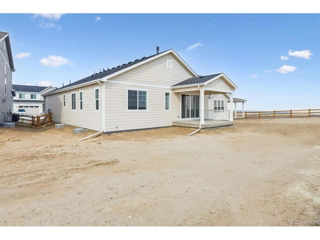 800 Lawson Dr, Elizabeth, CO 80107