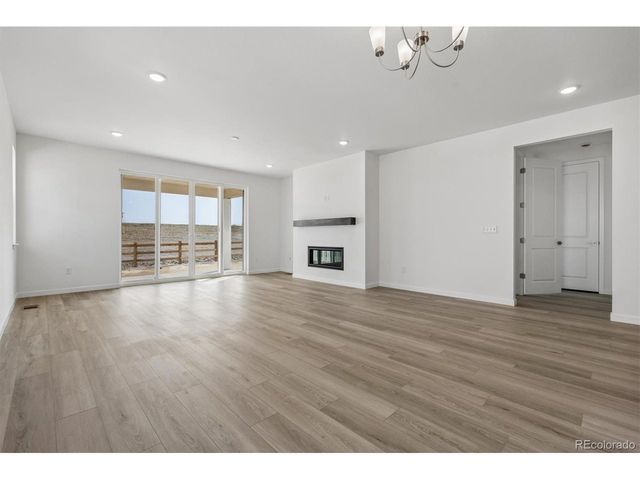 800 Lawson Dr, Elizabeth, CO 80107