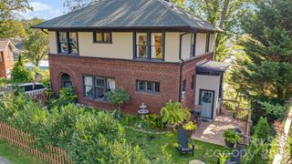 74 Saint Dunstans Circle, Asheville, NC 28803