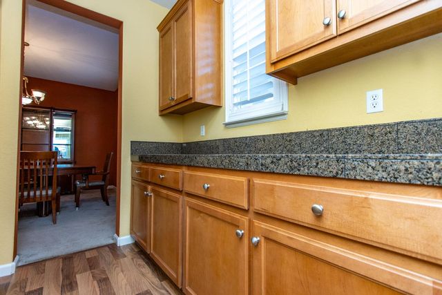 1920 Trail Way, Turlock, CA 95382