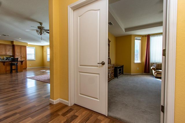 1920 Trail Way, Turlock, CA 95382