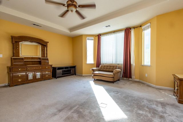 1920 Trail Way, Turlock, CA 95382