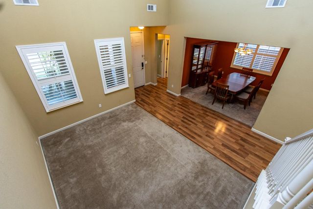 1920 Trail Way, Turlock, CA 95382