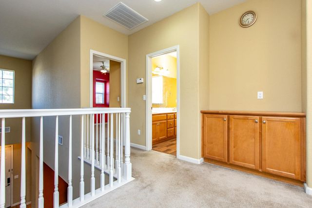 1920 Trail Way, Turlock, CA 95382