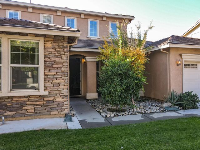 1920 Trail Way, Turlock, CA 95382