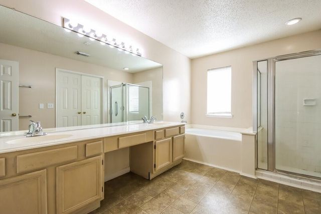 7131 Maple Walk Drive, Humble, TX 77346