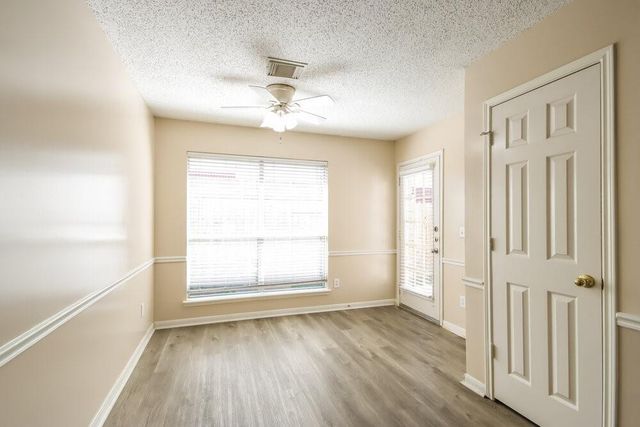7131 Maple Walk Drive, Humble, TX 77346