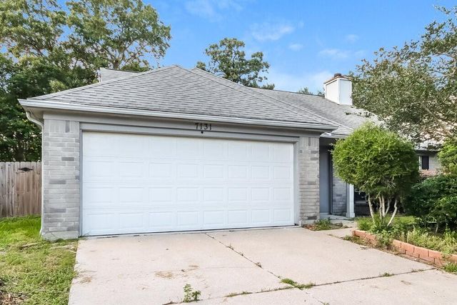 7131 Maple Walk Drive, Humble, TX 77346