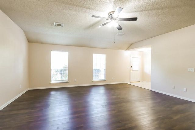 7131 Maple Walk Drive, Humble, TX 77346