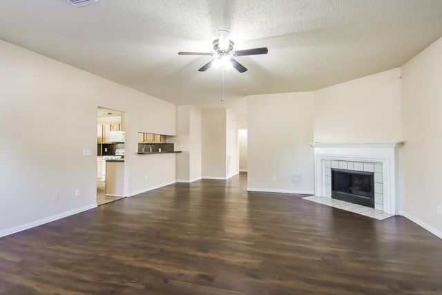 7131 Maple Walk Drive, Humble, TX 77346
