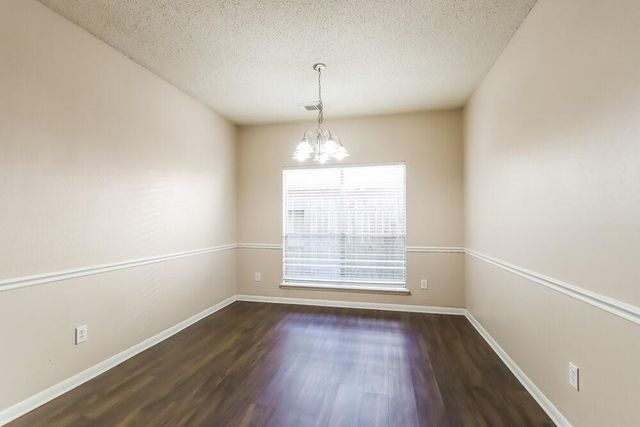 7131 Maple Walk Drive, Humble, TX 77346