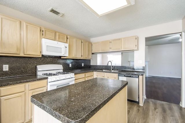 7131 Maple Walk Drive, Humble, TX 77346