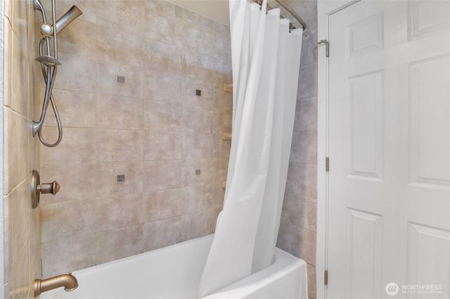 2102 Elgin Road NE, Moses Lake, WA 98837