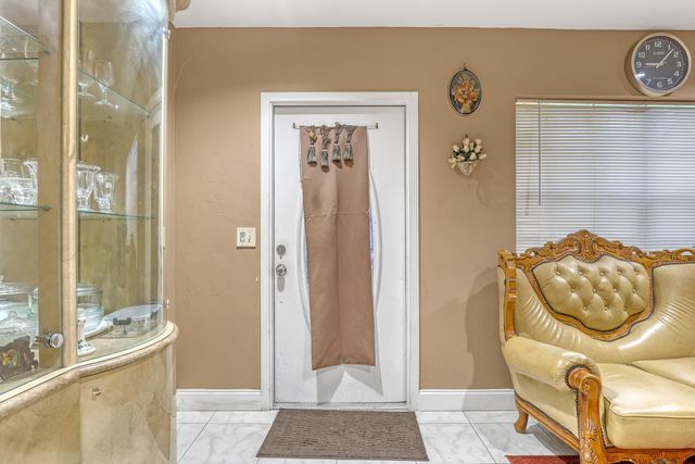 1627 4th Court NE, Boynton Beach, FL 33435