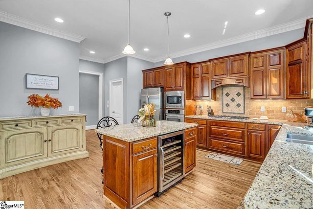 31 Allegheny Run, Simpsonville, SC 29681