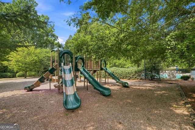 312 Twin Peaks Loop, Canton, GA 30114