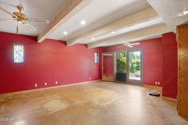 8324 N 8TH Avenue, Phoenix, AZ 85021