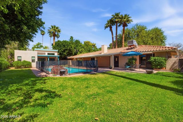 8324 N 8TH Avenue, Phoenix, AZ 85021