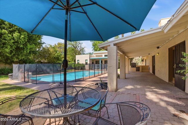 8324 N 8TH Avenue, Phoenix, AZ 85021