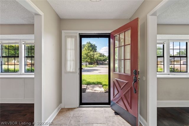10018 Andover Place, Fort Smith, AR 72903