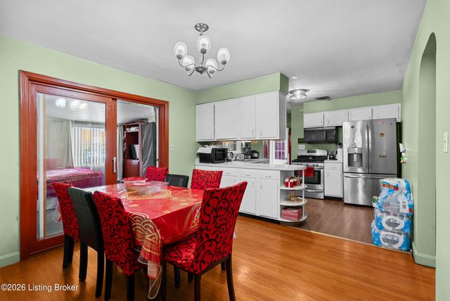 2237 Thurman Dr, Louisville, KY 40216