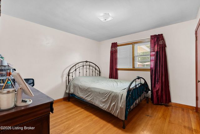 2237 Thurman Dr, Louisville, KY 40216