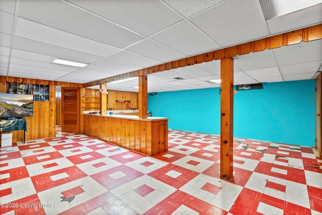 2237 Thurman Dr, Louisville, KY 40216