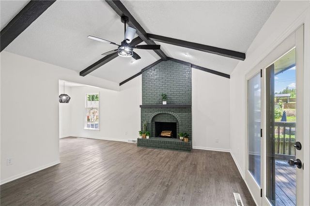 3004 Iva Drive, Independence, MO 64057