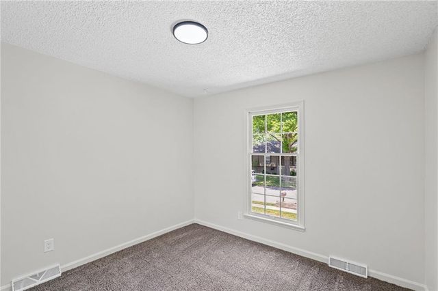 3004 Iva Drive, Independence, MO 64057