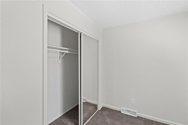 3004 Iva Drive, Independence, MO 64057