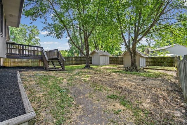 3004 Iva Drive, Independence, MO 64057