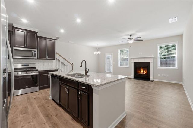 6159 Centennial Run, Atlanta, GA 30349