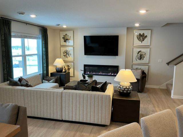 6150 157th Street N, Hugo, MN 55038