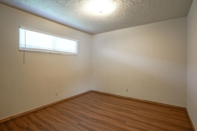 416 Kentucky Street SE, Albuquerque, NM 87108
