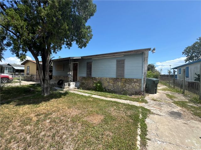 4526 Domingo Dr, Corpus Christi, TX 78416