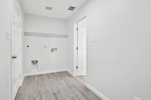 7323 Vista Grove, San Antonio, TX 78242