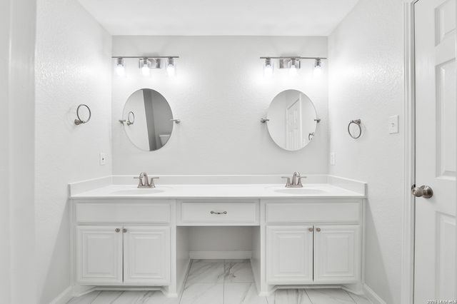 7323 Vista Grove, San Antonio, TX 78242