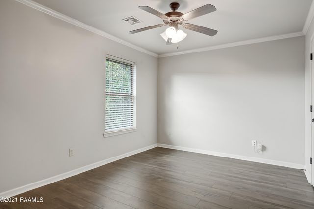 124 Deraney Lane, Lafayette, LA 70503