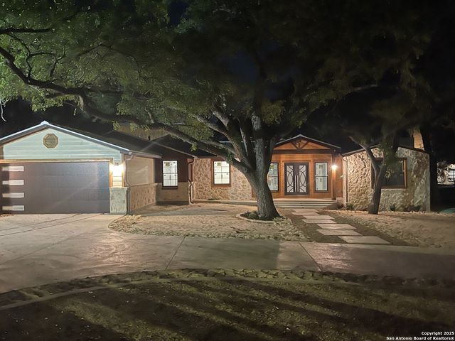 227 E Sunset Rd, San Antonio, TX 78209