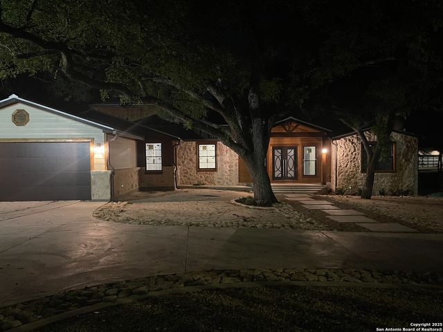 227 E Sunset Rd, San Antonio, TX 78209