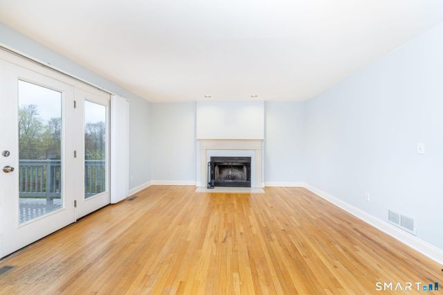 1057 Daniels Farm Road, Trumbull, CT 06611