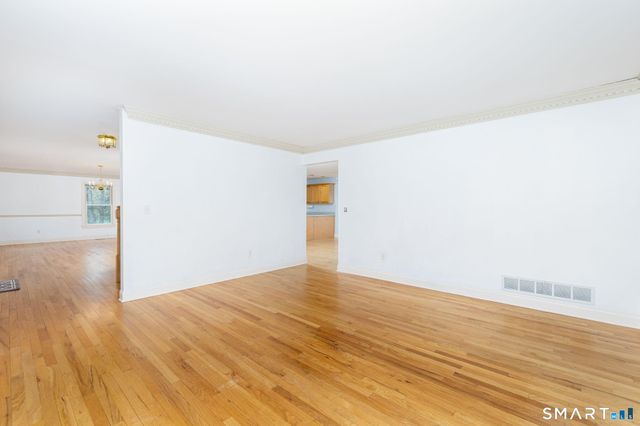 1057 Daniels Farm Road, Trumbull, CT 06611