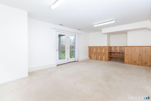 1057 Daniels Farm Road, Trumbull, CT 06611