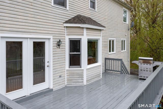 1057 Daniels Farm Road, Trumbull, CT 06611