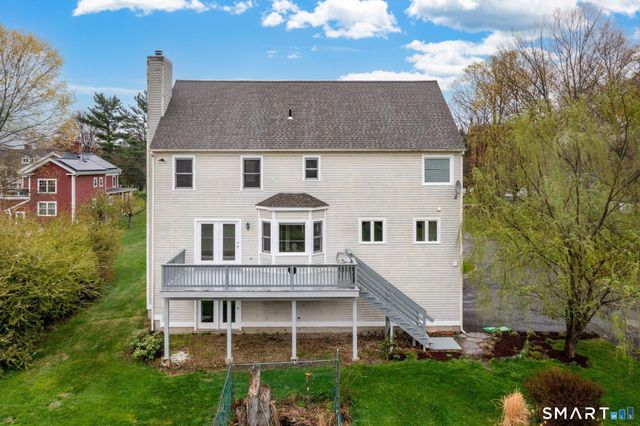 1057 Daniels Farm Road, Trumbull, CT 06611