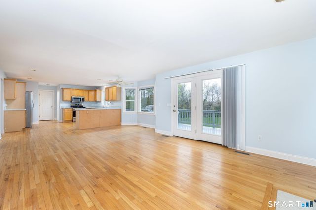 1057 Daniels Farm Road, Trumbull, CT 06611