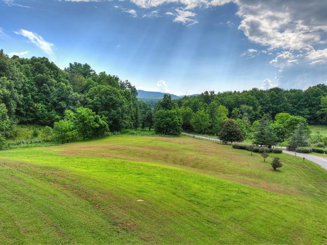 78 High Meadows Drive, Morganton, GA 30560