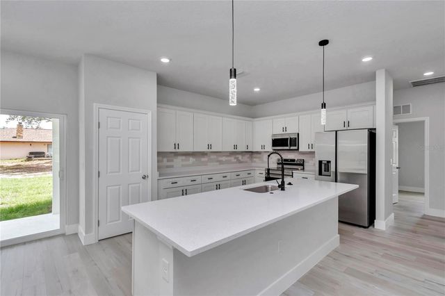 14935 SW 24TH CIRCLE, Ocala, FL 34473