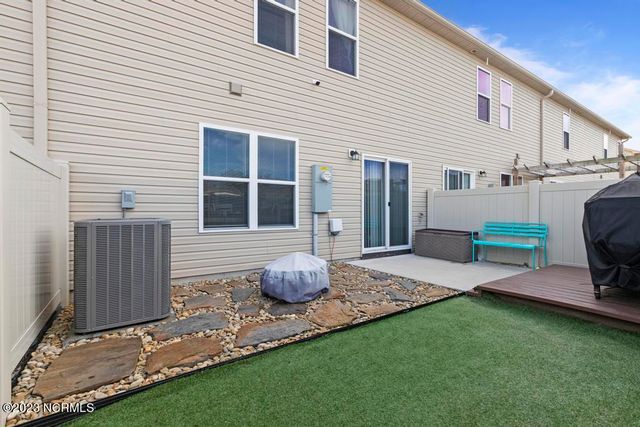 221 Boyington Place Road, Midway Park, NC 28544