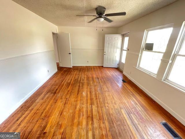 1702 W Highland Avenue, Albany, GA 31707